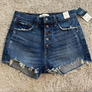 NWT Abercrombie & Fitch High Rise Mom Short